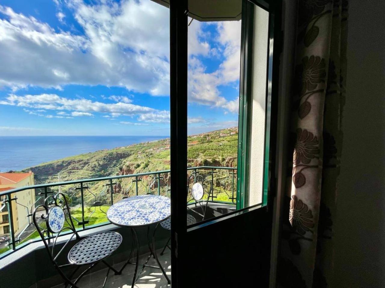 Sunset Star With Sea View Apartment Калхета Екстериор снимка