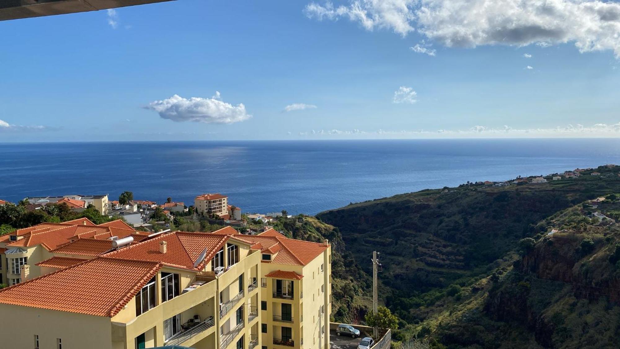 Sunset Star With Sea View Apartment Калхета Екстериор снимка
