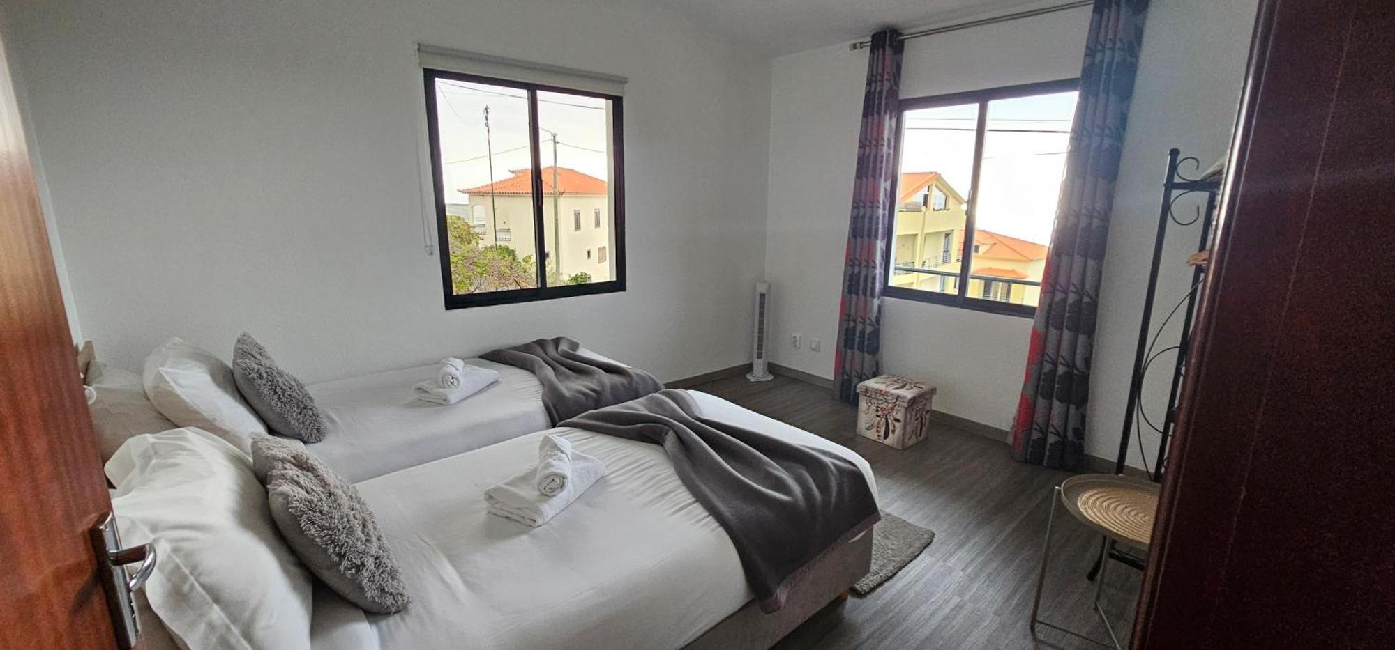Sunset Star With Sea View Apartment Калхета Екстериор снимка