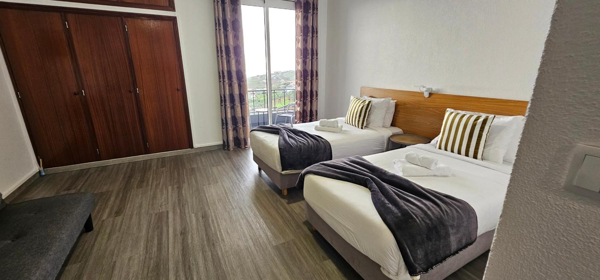 Sunset Star With Sea View Apartment Калхета Екстериор снимка